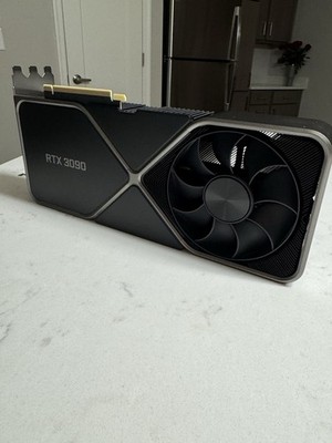 NVIDIA Founders Edition GeForce RTX 3090 24GB - Graphics Card - Excellent