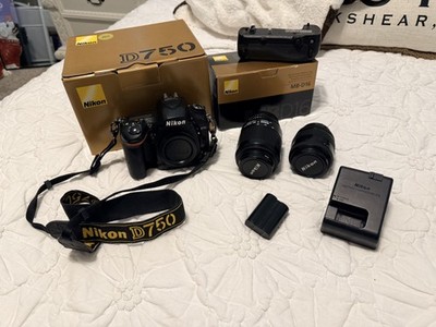 Nikon D750; 2 lenses; battery pack. 39,712 shots.