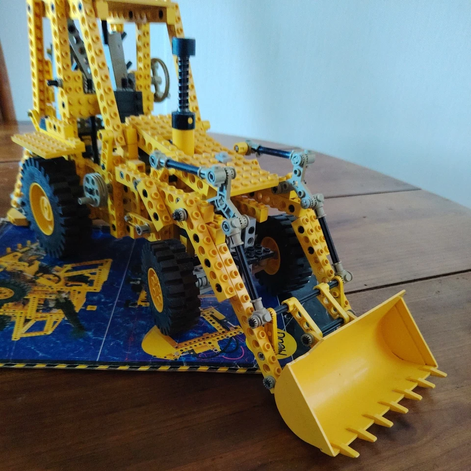 LEGO Technic 8862 Backhoe Grader, photo 2 sur 5