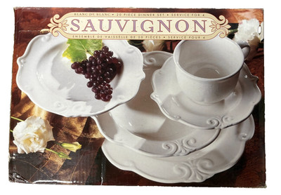 20 Pieces! RARE! Vintage Sauvignon BLANC DE BLANC Dinner Set - NEW in BOX!