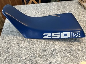 1985 85 ATC250R HONDA OEM SEAT ORIGINAL COVER OEM PAN BASE 1986 86 ATC 250R