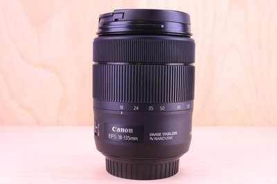 Canon EF-S 18-135mm f/3.5-5.6 IS USM Lens - Nano USM Lens For Canon DSLR
