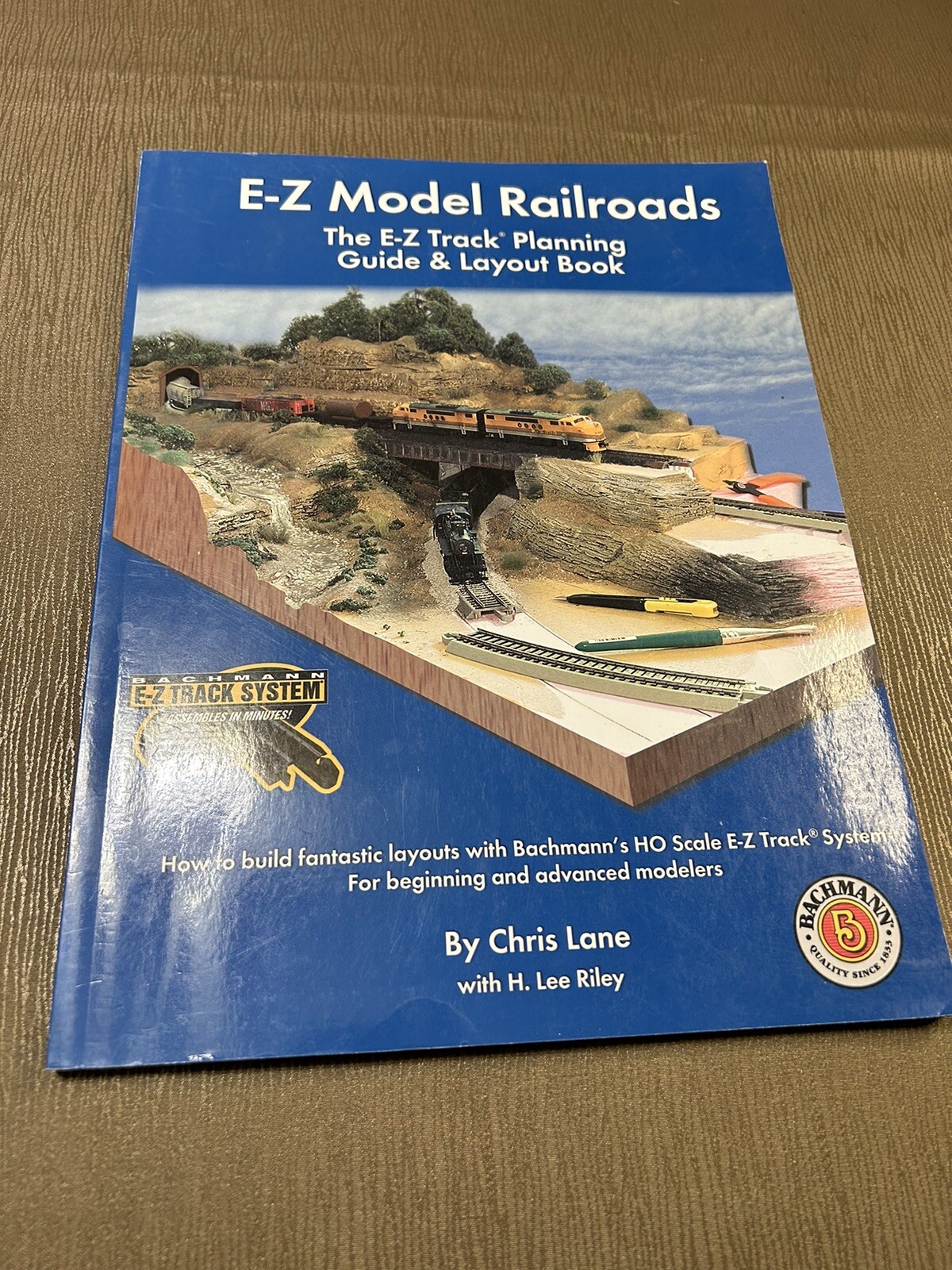 E-Z Model Railroads Track Planning Guide by Chris Lane Bachmann Softcover Book