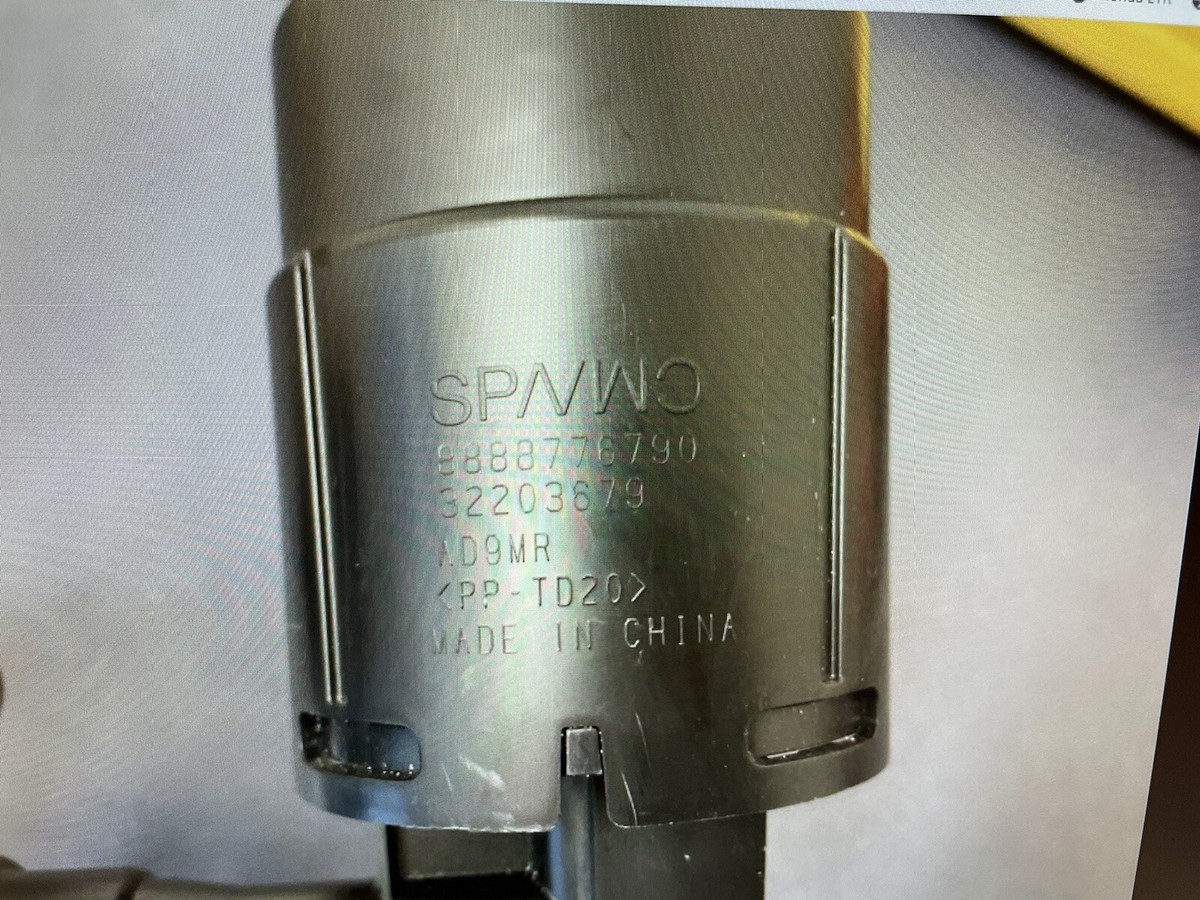 2018 2019 2020 VOLVO XC40 LEAK DETECT PUMP BRACKET 32203681