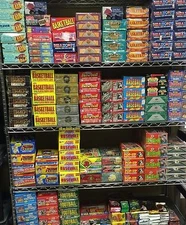 ESTATE LIQUIDATION- LOT OF NEW OLD VINTAGE UNOPENED MLB BASEBALL CARDS IN PACKS