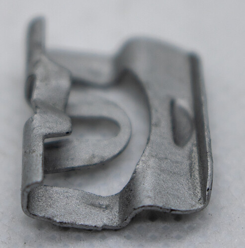 1970 on Gm windshield & rear window reveal moulding clips Oem 9808241 Qty 25 - Picture 4 of 6