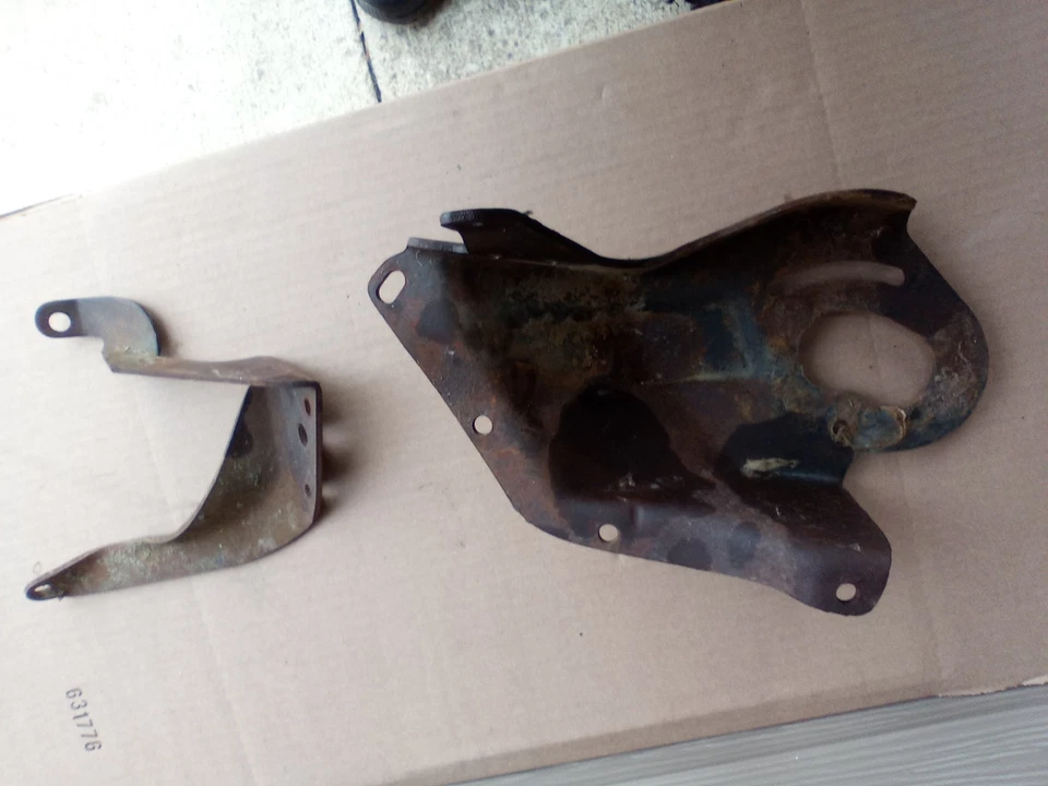 Suportes de direção hidráulica Oldsmobile Starfire 1965 - Imagem 2 de 2