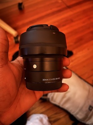 Sigma 30mm f/1.4 Lens Sony E-Mount