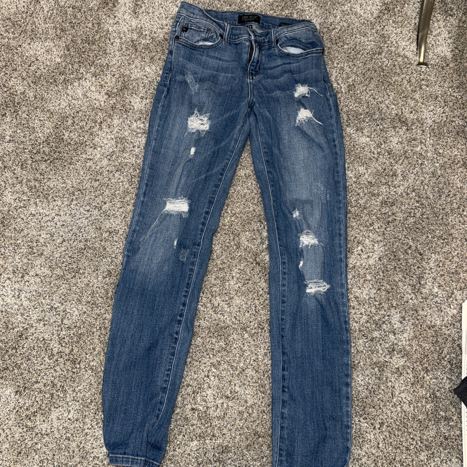 Judy Blue Skinny Fit Jeans Womens Size 5/27 Medium Wash Mid Rise Distressed NEW