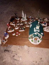 lemax assorted Christmas figurines (church not included)