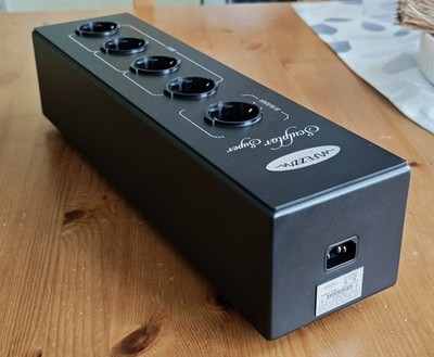 Fezz Audio Sculptor Super Netzleiste mit DC Blocker, OVP