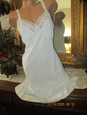 Vtg Lorraine Lingerie white Nylon Lace Slip Full Length gown dress size 38 NOS