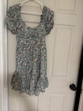 Inspired Hearts Dress Size Medium Smocked Puff Sleeve Garden Floral Midi Satin