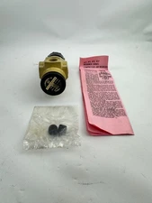 Norgren R11-300-RGLA Regulator, 300psi max inlet / 125psi Max Outlet