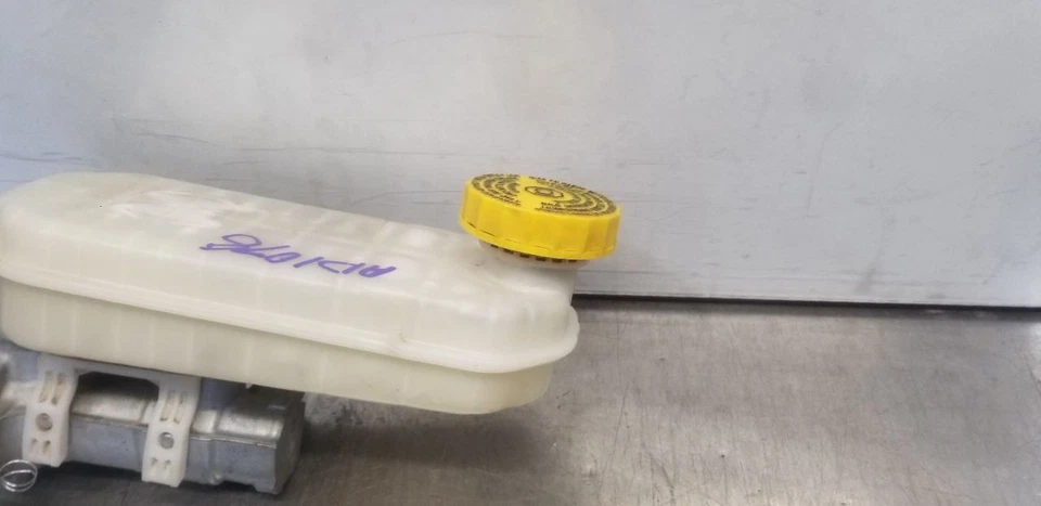 20 RAM PROMASTER 2500 FRENO CILINDRO MAESTRO Foto 4 de 4