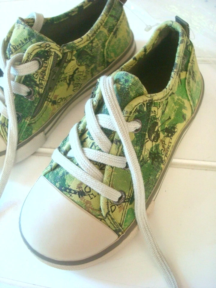 Baby Gap NUEVAS Tenis para Niños Pequeños Talla 9 Verde CAMO Lona Cremallera Lateral Fácil de Encender Nuevas con Etiquetas Foto 3 de 4