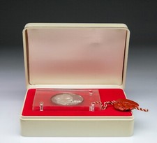 LEITZ LEICA MEDAL OSKAR BARNACK / UR LEICA 1879-1979