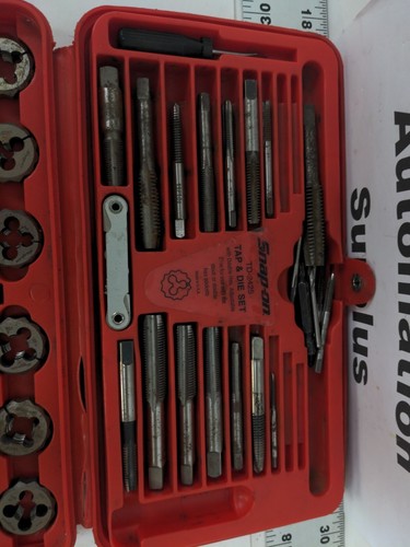 SNAP-ON TAP AND DIE SET TD-2425 - Picture 7 of 7