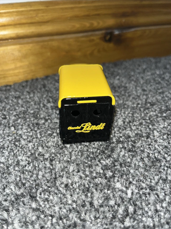 Matchbox Models Of Yesteryear Y-47 1929 Morris Light Van 'Lindt Chocolat' Foto 4 de 4