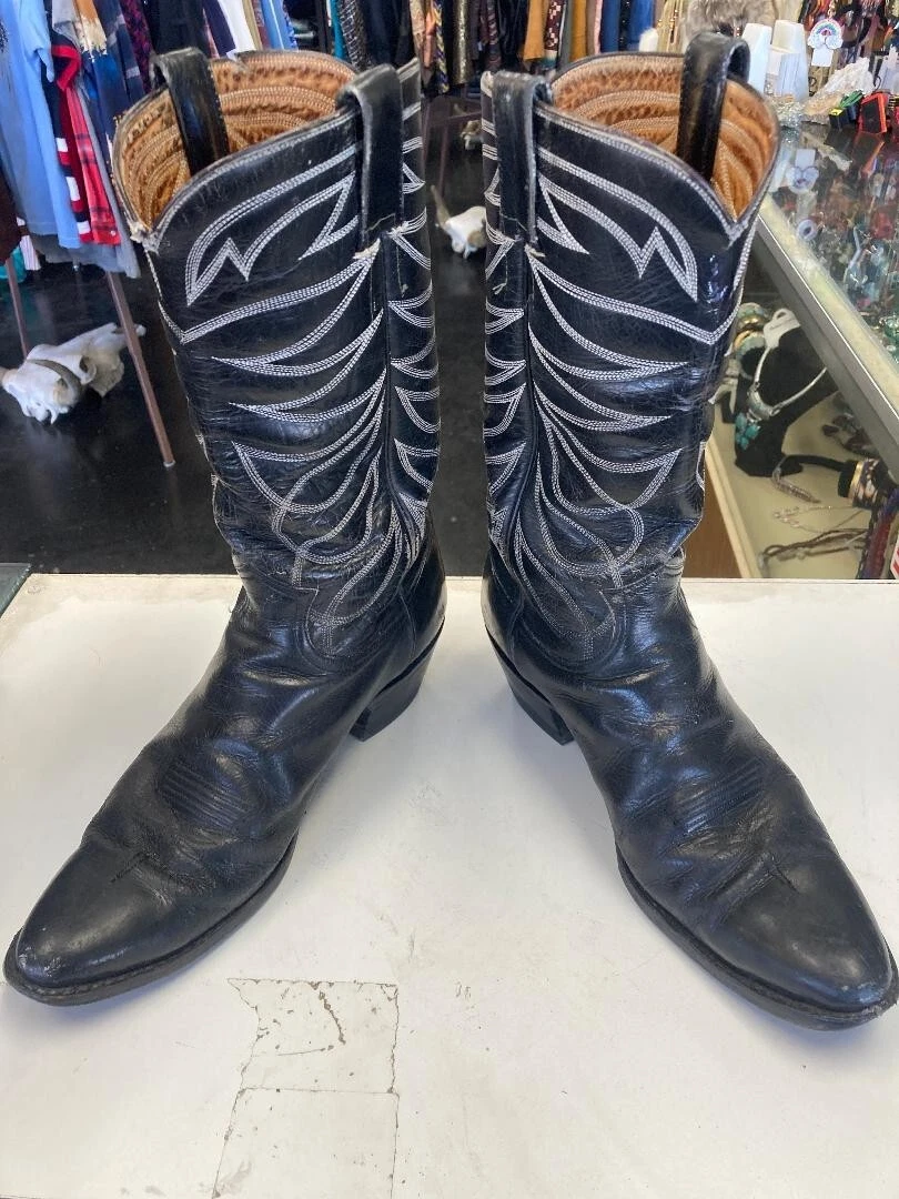 Used womens cowboy top boots size 10