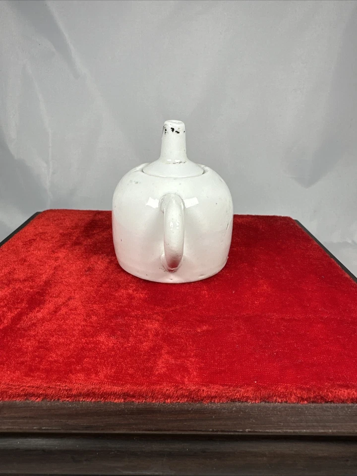 Bonita lámpara de aceite de porcelana coreana de principios del siglo XX con interesante defecto de disparo Foto 4 de 4