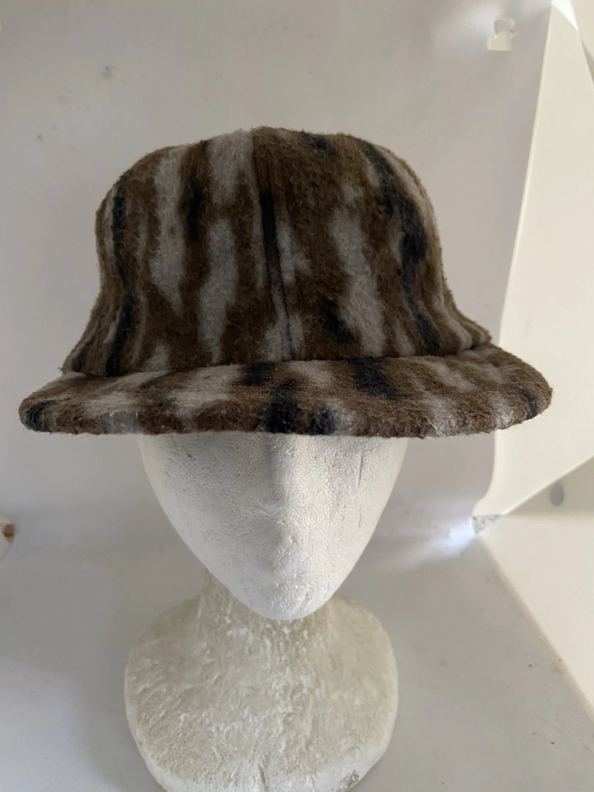 Vintage Browning Wool Fleece Hunting Outdoors Trucker Hat 90s
Opens in a new window or tab