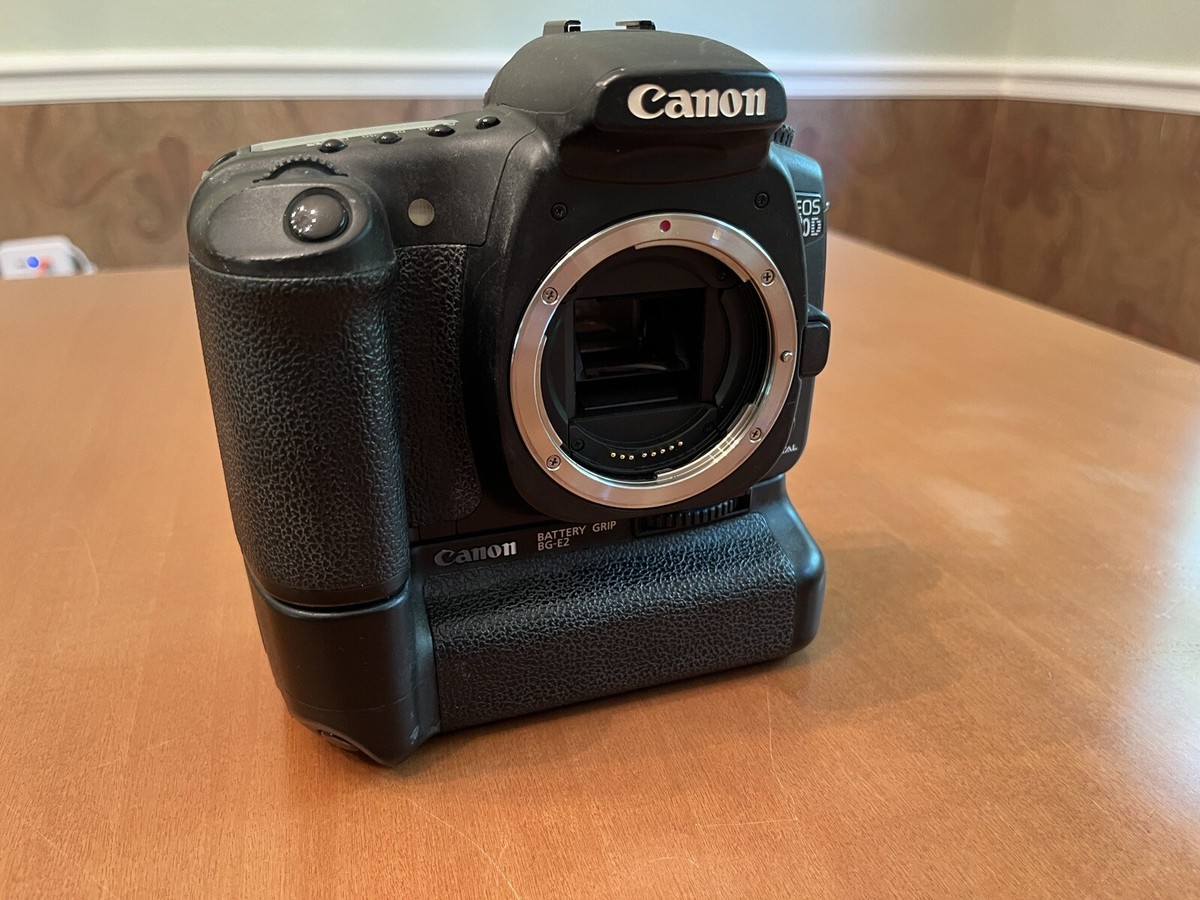 Canon 20d Body Lot 199 A Canon EOS 20D Digital SLR Camera,