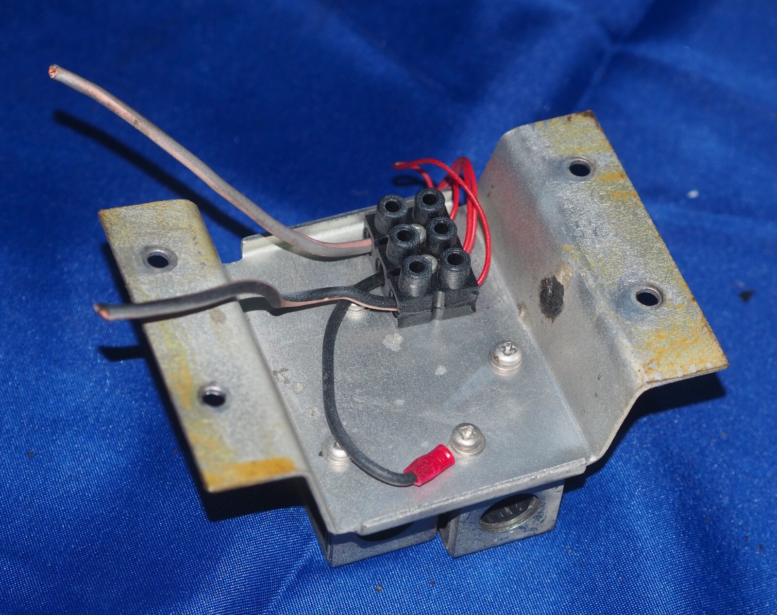 1970-1980 Rolls Royce Silver Shadow & Wraith Boot Trunk Locking Solenoid OE Tstd