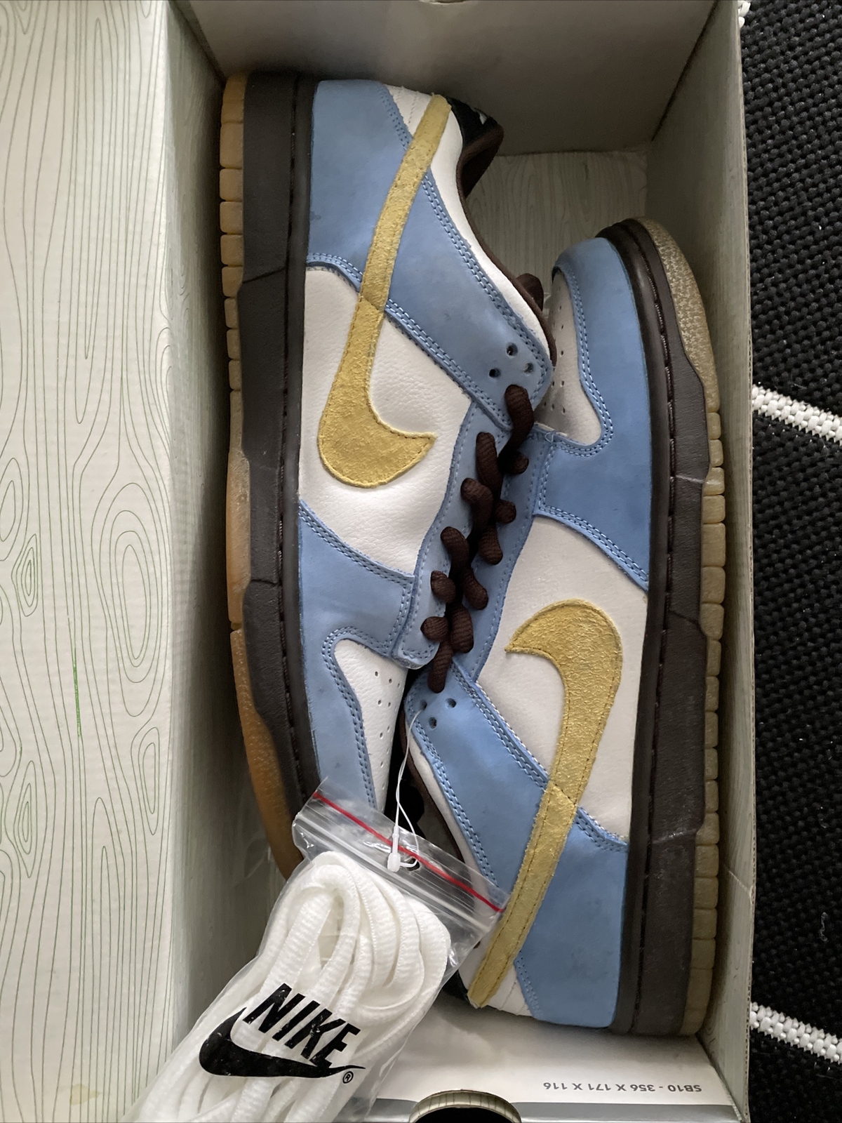 Nike SB Dunk Low 'Homer' White/Medium Yellow-University Blue For Sale – KD  13 Sale