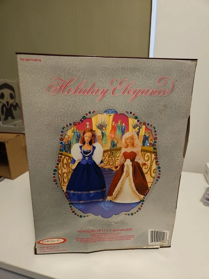 Barbie 2000 Holiday Elegance Doll de Jakks Pacific 11 1/2" muñeca Toys R exclusiva Foto 2 de 3