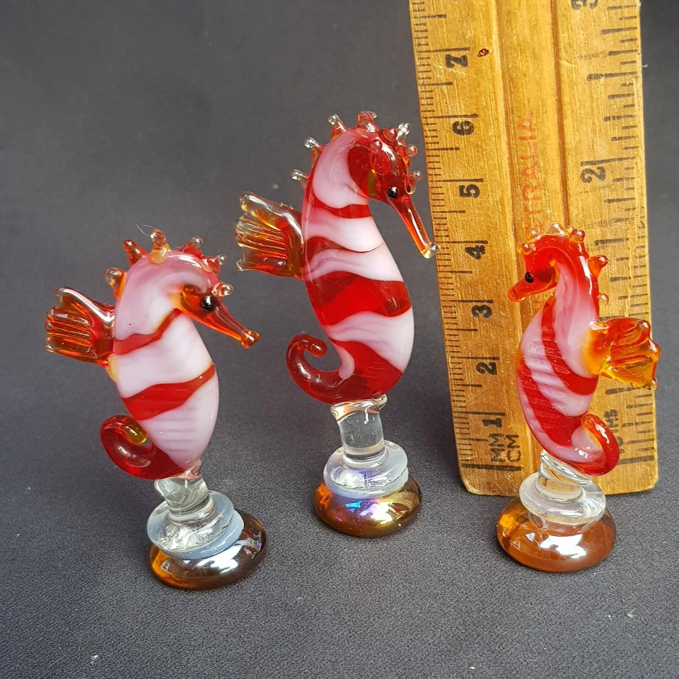 Vintage Glass Sea Horse Handmade Miniature Figurine Art Set of 3 - image 4 of 4