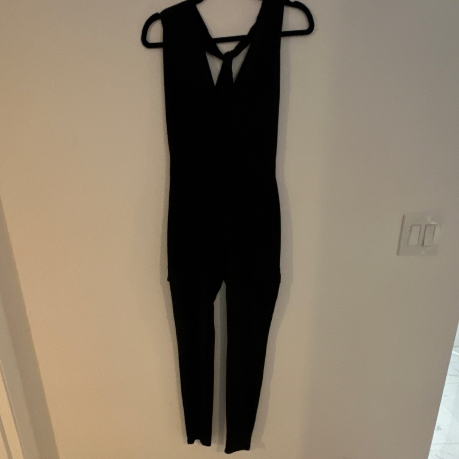 Women's Black Sleeveless Tie-Back Jumpsuit w/ Pockets, M