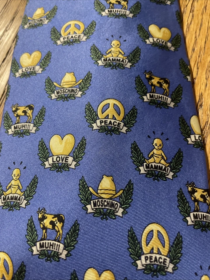 Corbata de seda vintage usada en excelente estado barata y elegante de MOSCHINO para hombre de diseñador hecha en Japón Foto 3 de 4