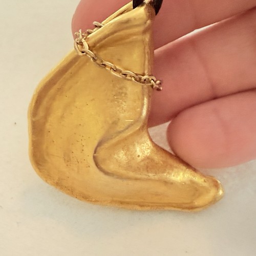 Vintage 70s Miriam Haskell Gold Fortune Cookie Necklace & Earrings Signed 36โ - Picture 11 of 16