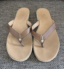 Tommy Bahama - Thomas Tan  Leather Thong Flip Flop Sandals - Women's Sz 8.5 M