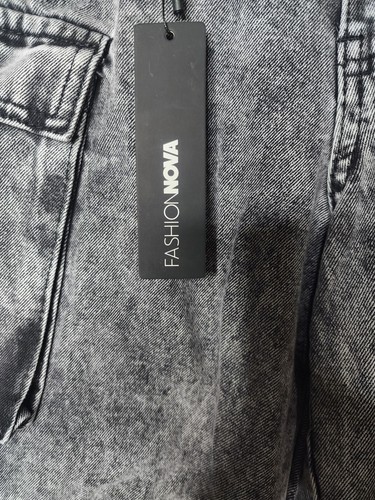 NWT- Fashion Nova Size 9 "BILLIE LOW SLUNG CARGO JEANS" Acid Wash BLK 13 Pockets - Picture 7 of 8