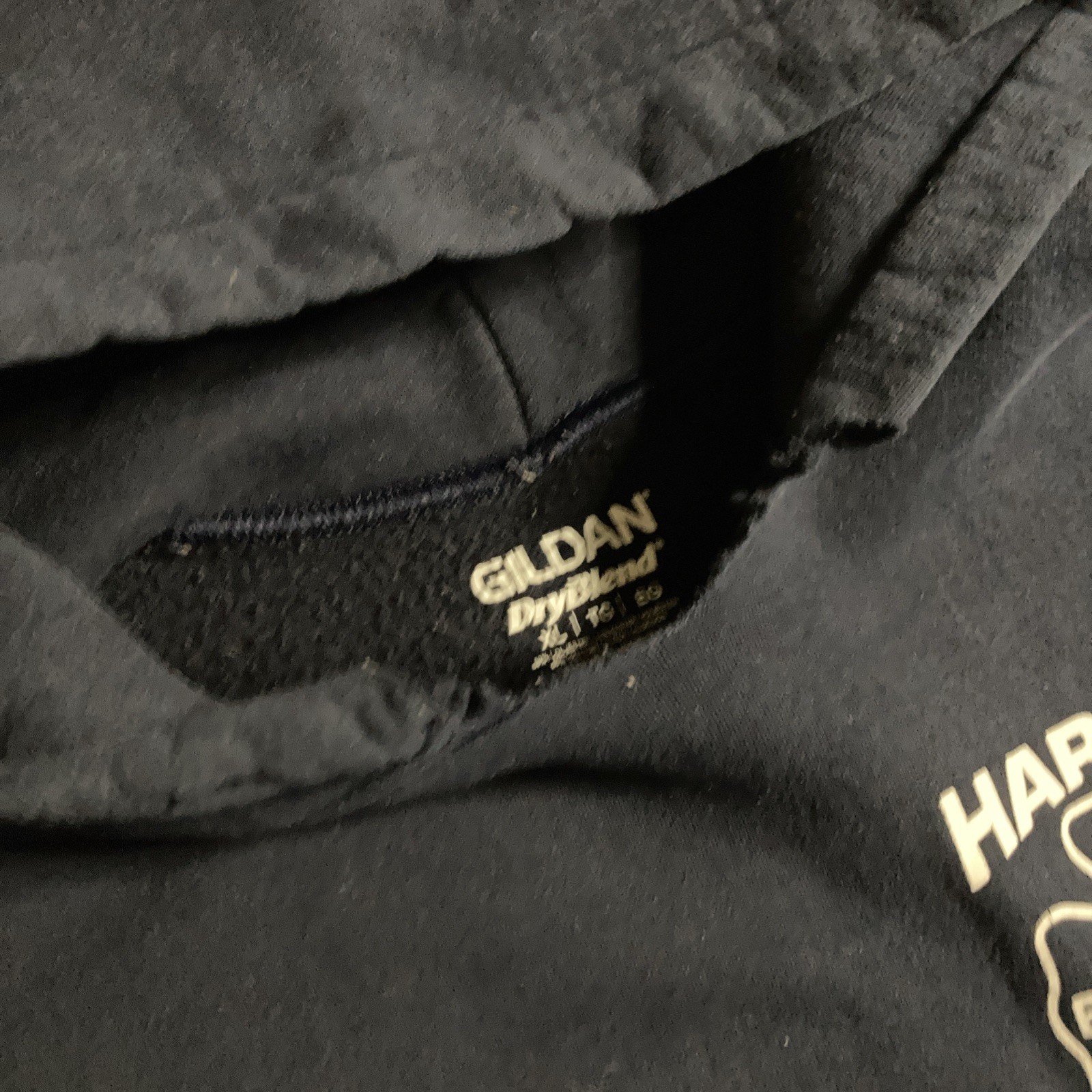 FDNY Engine 69 Navy Blue Hoodie In A Mens XL Heavyweight Gildan Dry Blend 