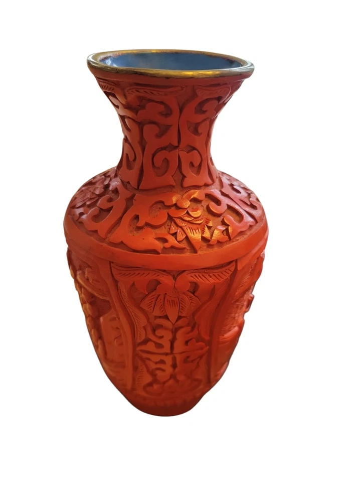 Винтажная китайская цветочная ваза ручной работы из красной киновари с синей эмалью на меди - Изображение 4 из 4