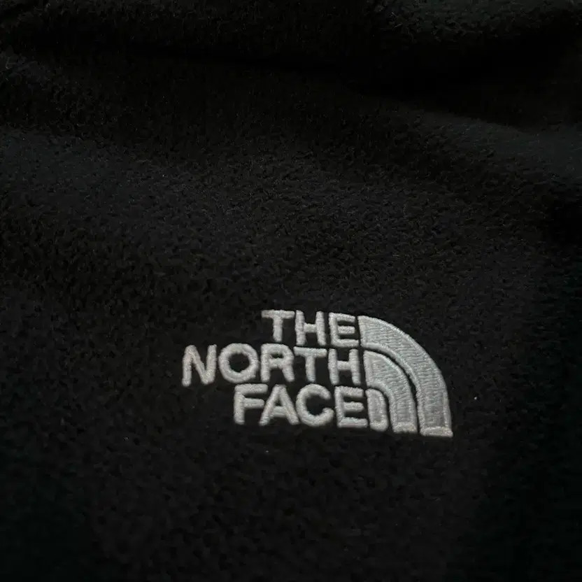The North Face Fleece XL Size Outdoor Jacket thumbnail 2