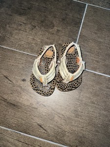 Reef Ahi Flip Flop Baby/Toddler Gold & Cheetah Print size 4