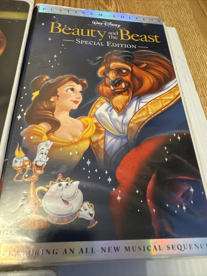 Лот из 5 видеокассет Oz Mary Poppins Beauty And The Beast Pinocchio Alice In Wonde - Изображение 4 из 4