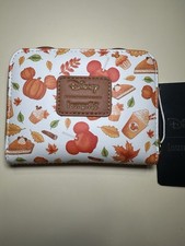 Mini billetera Loungefly Disney Mickey Mouse calabaza otoño golosinas