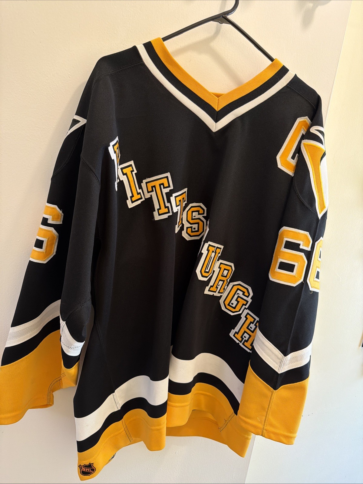 CCM Pittsburgh Penguins Jersey