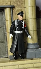 ULTIMATE SOLDIER WWII GERMAN SCHUTZSTAFFEL SS OFFICER 1:18 SCALE MINT
