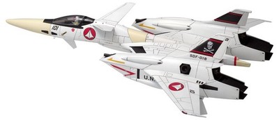 Wave Super Dimension Fortress Macross VF-4 Fighter Form Maßstab 1:72 ca.