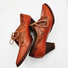 Vintage 70's Cognac Leather Oxford Heels Lace Up Retro Shoes Dark Academia Sz 5