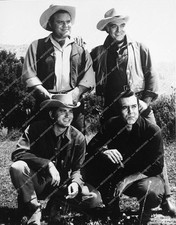 4111-23 Lorne Greene, Dan Blocker, Pernell Roberts, Michael Landon TV Bonanza 41