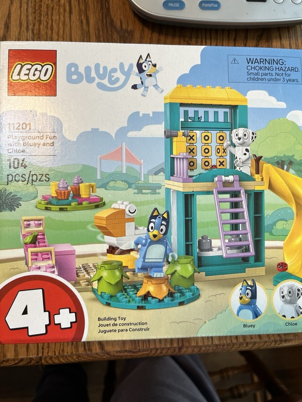 LEGO Bluey 11201 Playground Fun with Bluey and Chloe NEW IN BOX