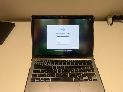 Apple MacBook Air 13" 2022 grey M2 8-Core CPU 10-Core GPU 8GB 512GB cover