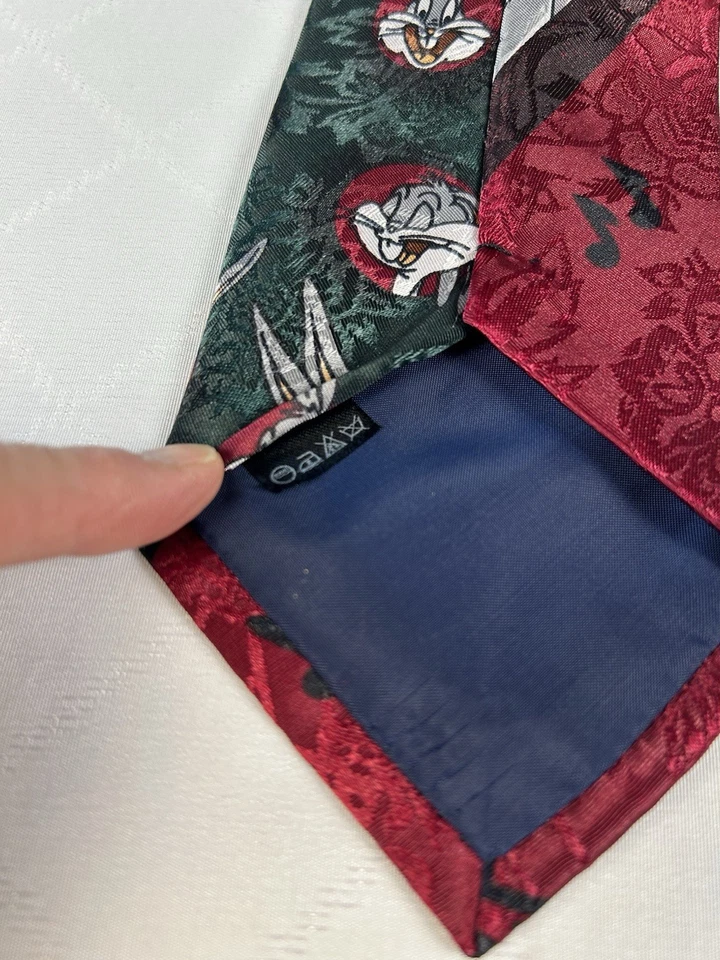 Vintage Warner Brothers Looney Tunes Bugs Bunny Musical Theme Necktie Piano - Image 3 of 3
